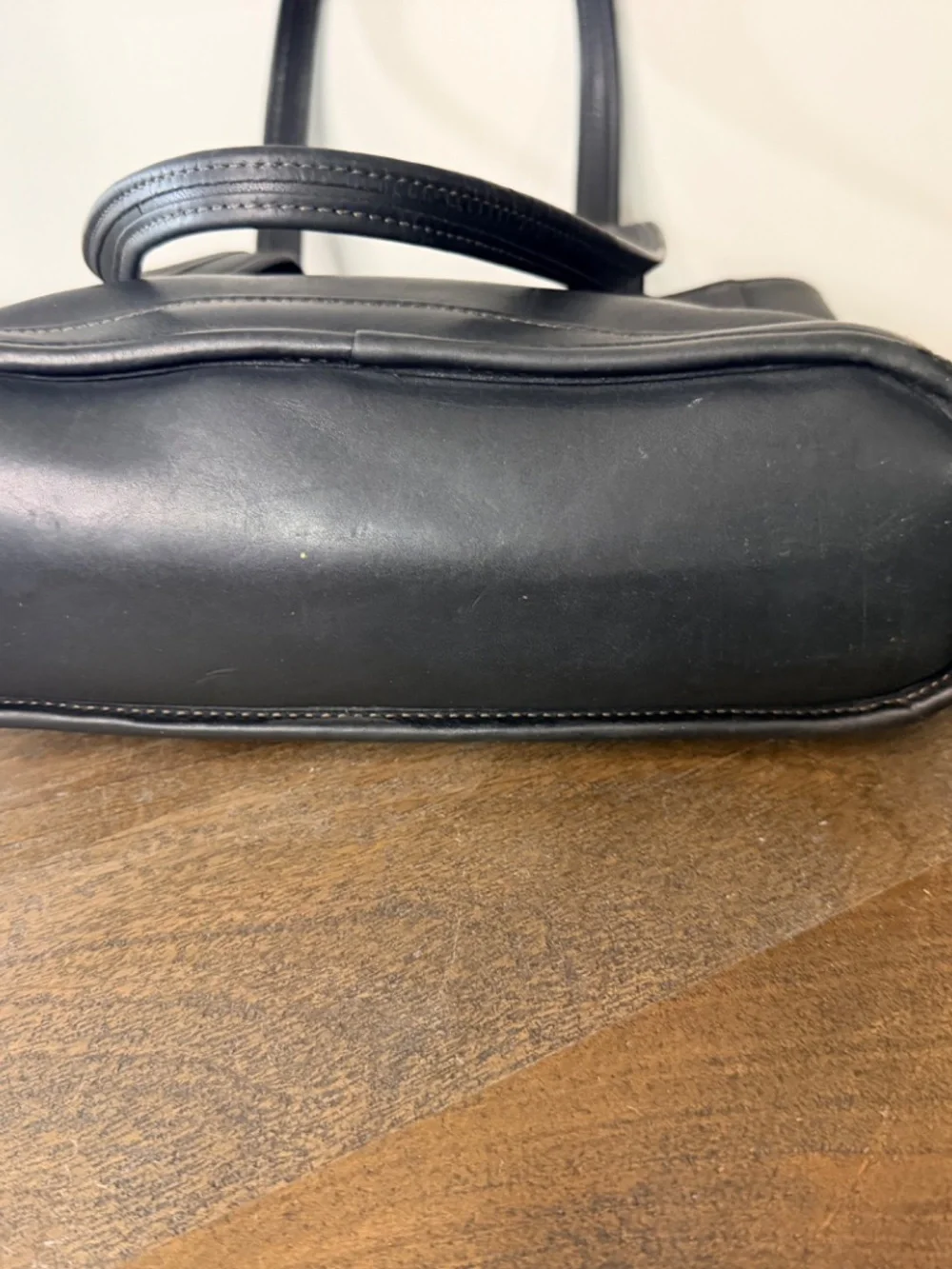 Vintage Coach Bleeker Bag (no hang tag)